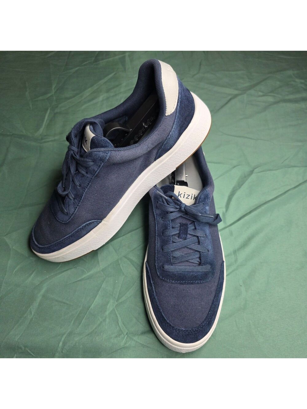 Kizik Unisex Prague Dusk Blue Hands Free Sneakers M. 9.5 W. 11